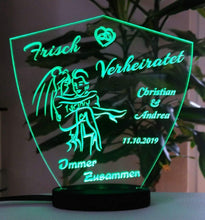 Laden Sie das Bild in den Galerie-Viewer, topgraveure Geschenk 125 x 120 mm / LED grün / Just Married Hochzeit Geschenk IHR NAME + DATUM Hochzeitstag Geburtstag Liebe LED-Licht