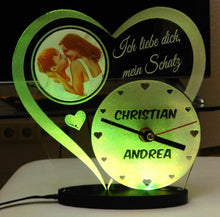 Laden Sie das Bild in den Galerie-Viewer, topgraveure Geschenk 180 x 175 mm / FOTO+NAME+UHR GELB Liebe Valentinstag Geschenk IHR FOTO+NAME+UHR Geburtstag Hochzeitstag LED-Licht
