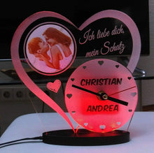 Laden Sie das Bild in den Galerie-Viewer, topgraveure Geschenk Liebe Valentinstag Geschenk IHR FOTO+NAME+UHR Geburtstag Hochzeitstag LED-Licht